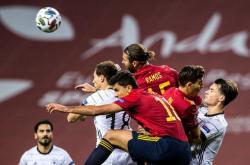 开云sport-日本轻取韩国，托雷斯完成帽子戏法