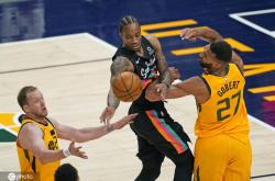 开云sport-马刺绝杀76人，戈贝尔带队取胜的简单介绍