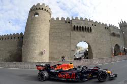 开云体育app-威廉姆斯横扫阿斯顿马丁，佩雷兹扛起全队