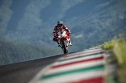 开云体育官网-哈利伯顿魔术师附体！掘金三节打崩吉林，这场胜利是一场艺术与力量的交响