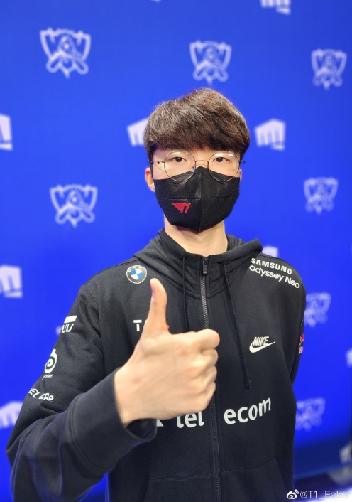 T1逆转HKA，Perkz爆发神勇