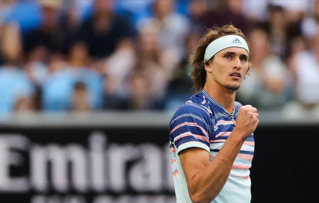 德国网球队鏖战西班牙网球队，兹维列夫关键制胜的简单介绍