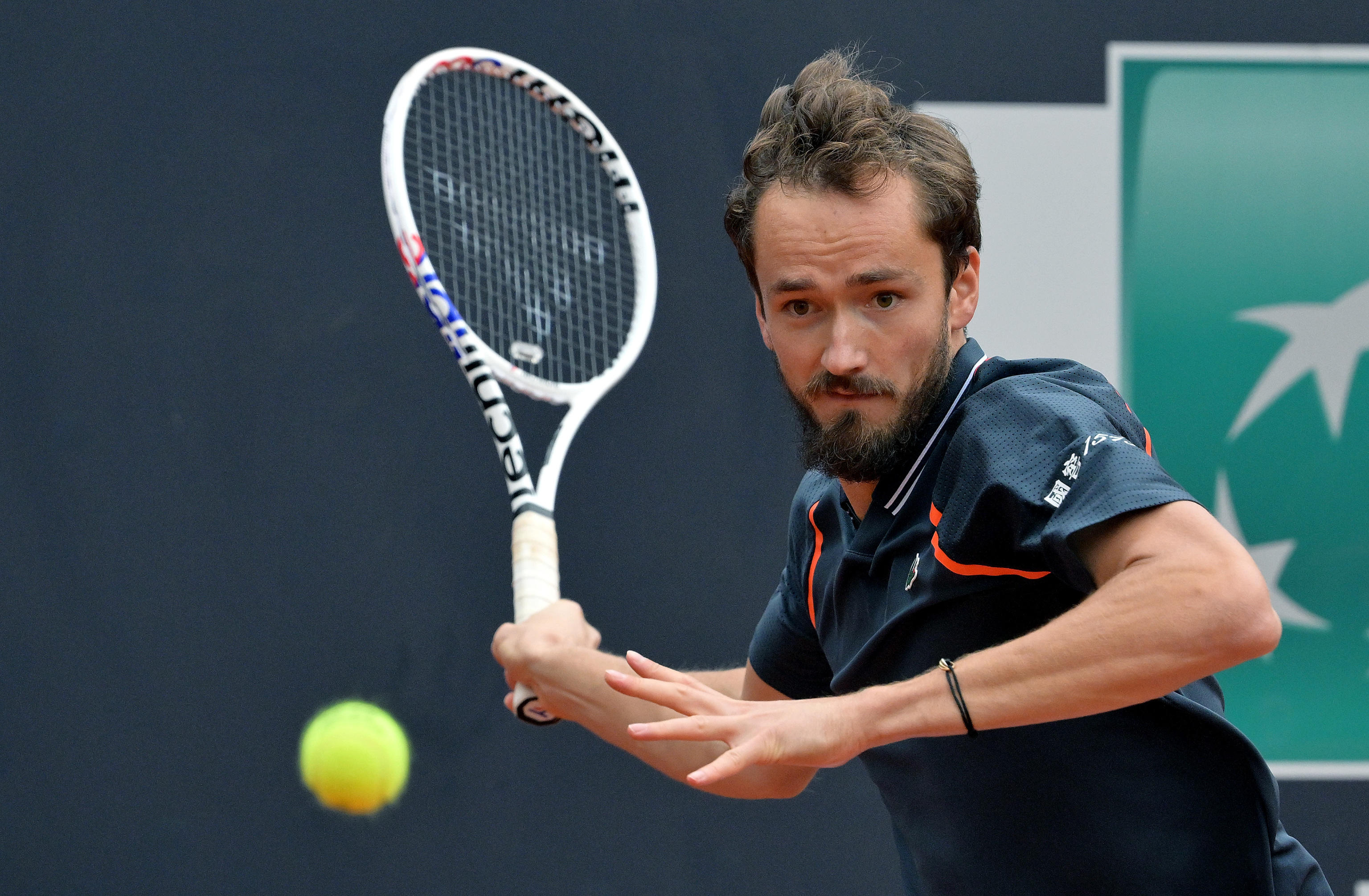 澳网险胜温网,梅德韦杰夫高光表现的简单介绍 澳网险胜温网,梅德韦杰夫高光表现的简单介绍