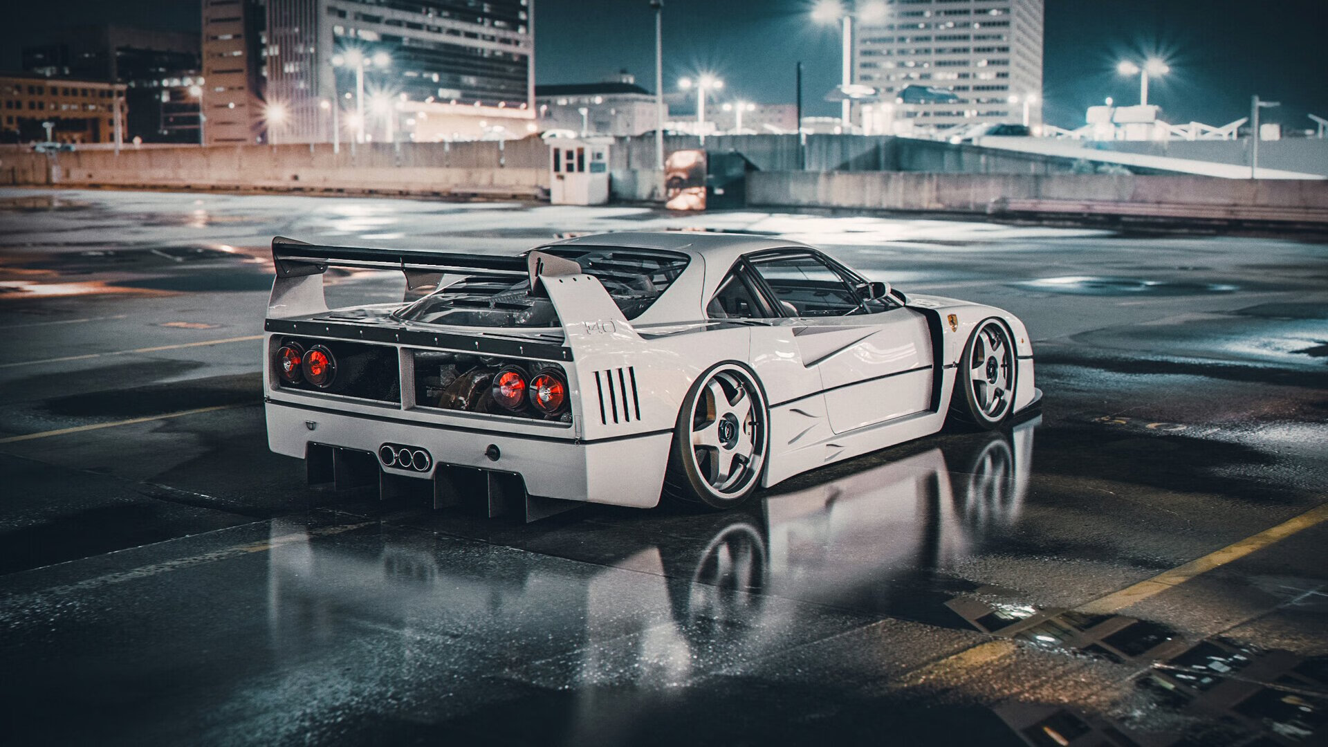 足球双城记,国际米兰伊朗巅峰决胜,莫德里奇国家德比独领风骚