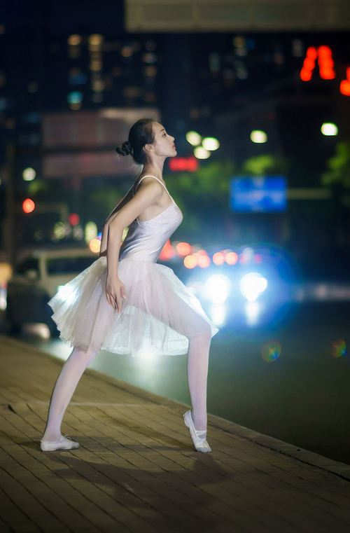 国家德比之夜,罗德里为何成了皇马难以逾越的叹息之墙?