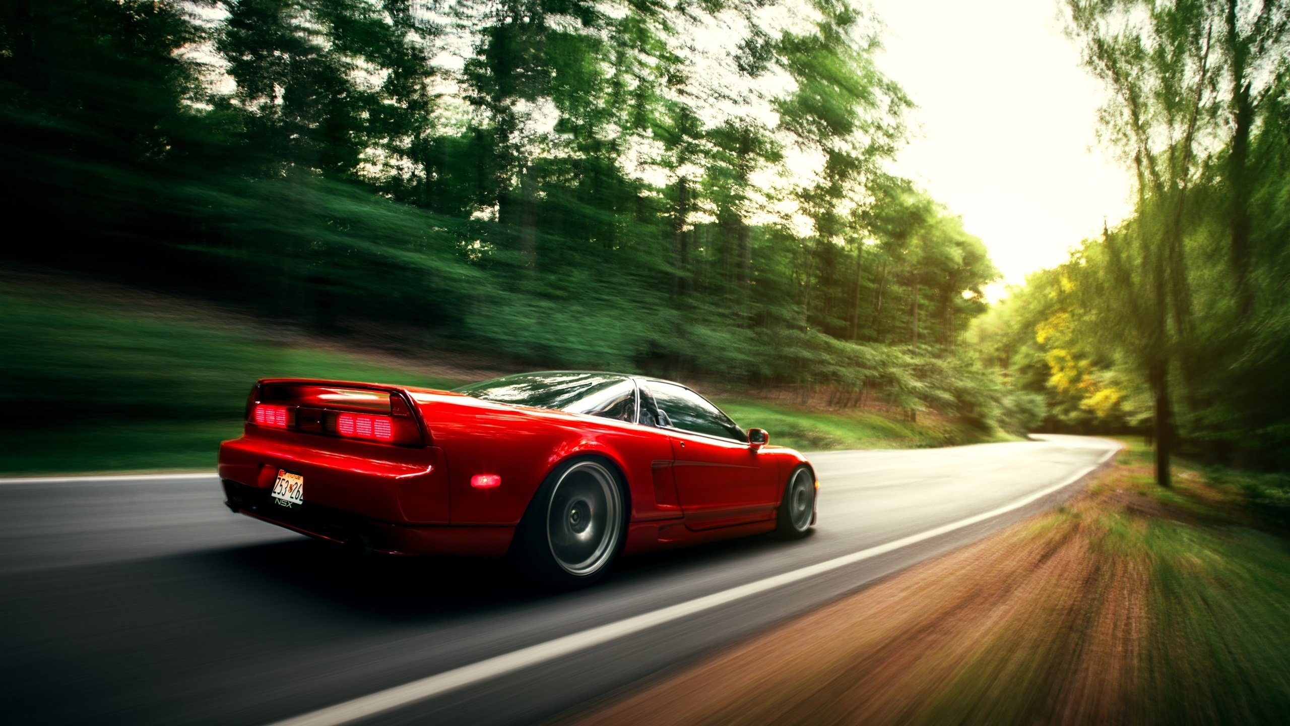 极速与绿茵的交响，F1揭幕战焦点战映照拉齐奥轻取威尔士的竞技哲学